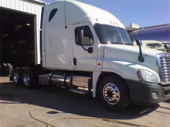 2008 Freightliner Cascadia - Click Image to Close